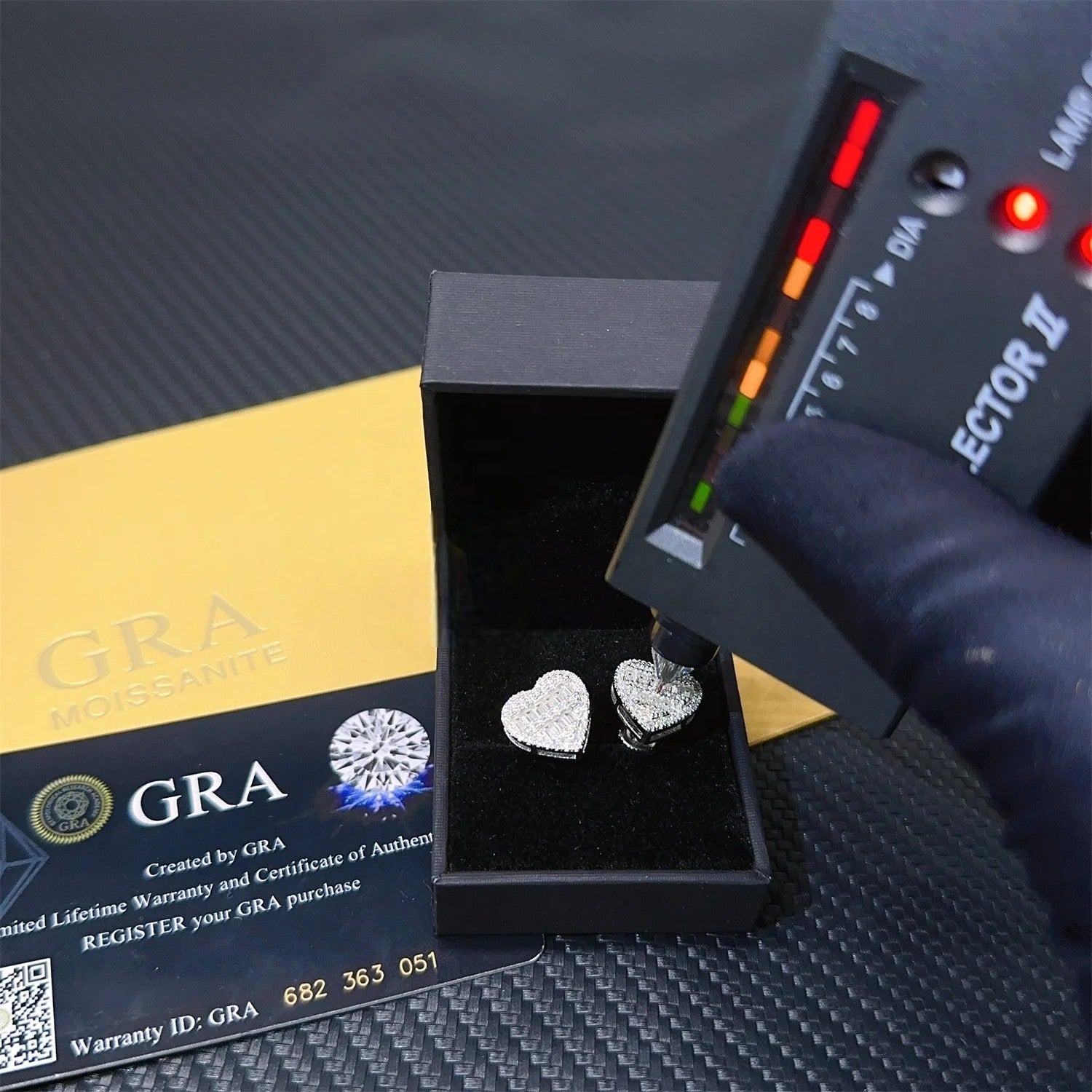 Hip Hop Iced Out 925 Silver Heart Stud Earrings – VVS1 Baguette Moissanite